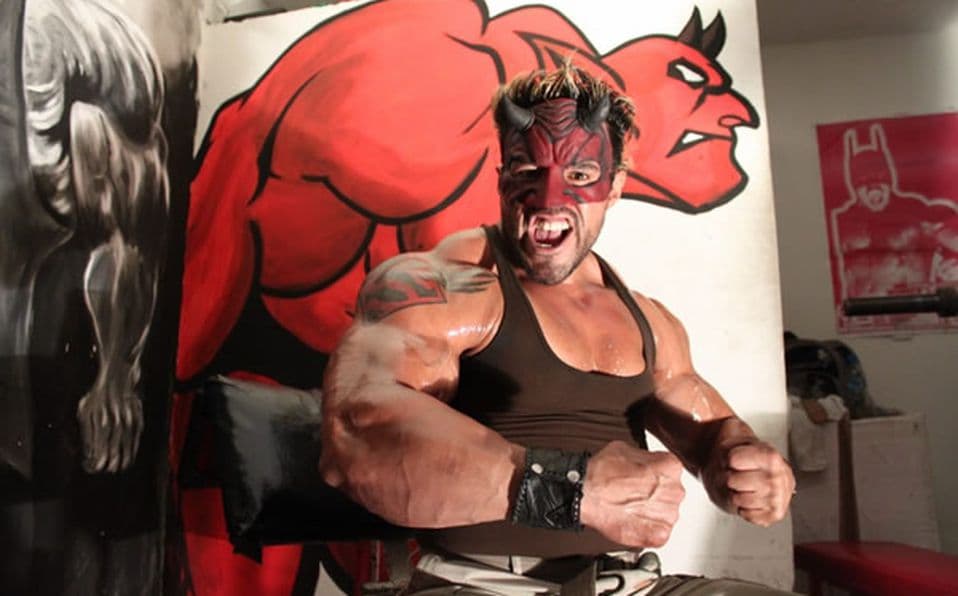 En 2002 fue la última vez que vimos luchar a
<b>Gronda</b>, un luchador con un físico impresionante, que en aquella ocasión se presentó en Tamaulipas.