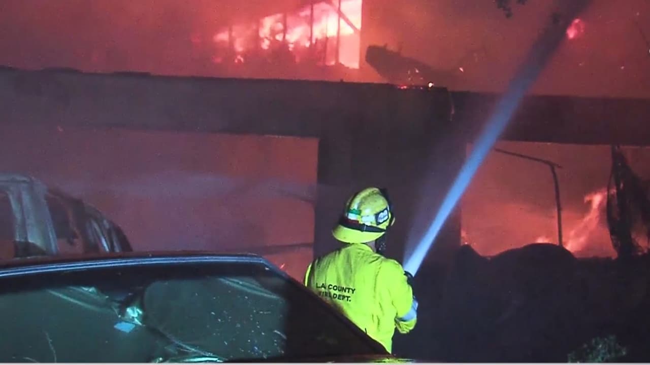 12,000 viviendas pueden quedarse sin electricidad debido a los fuertes vientos en el sur de California
