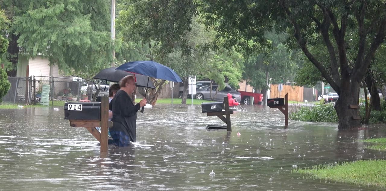 Temporada de Huracanes 2022 en Houston: Toma nota de estos consejos para evitar las inundaciones