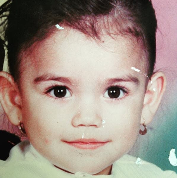 Esta conductora mexicana nació el 21 de agosto de 1988 en Salamanca, Guanajuato, aunque creció en Monterrey, Nuevo Léon.
<br>