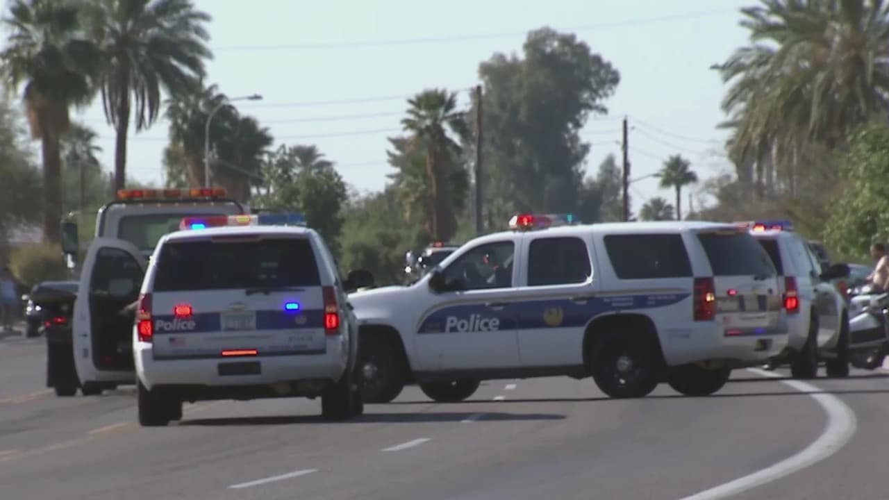 <b><a href="https://www.univision.com/local/arizona-ktvw/piden-sentencias-mas-severas-y-programas-de-rehabilitacion-para-quienes-trafican-con-drogas-video">Piden sentencias más severas y programas de rehabilitación para quienes trafican con drogas</a></b>. Autoridades de Seguridad Pública de Arizona 
<b>exigen al Comité de legisladores tomé medidas y castigos más severos para quienes trafican drogas,</b> medicamentos controlados y fentanilo, además de pedir opciones de rehabilitación tras cumplir su sentencia.