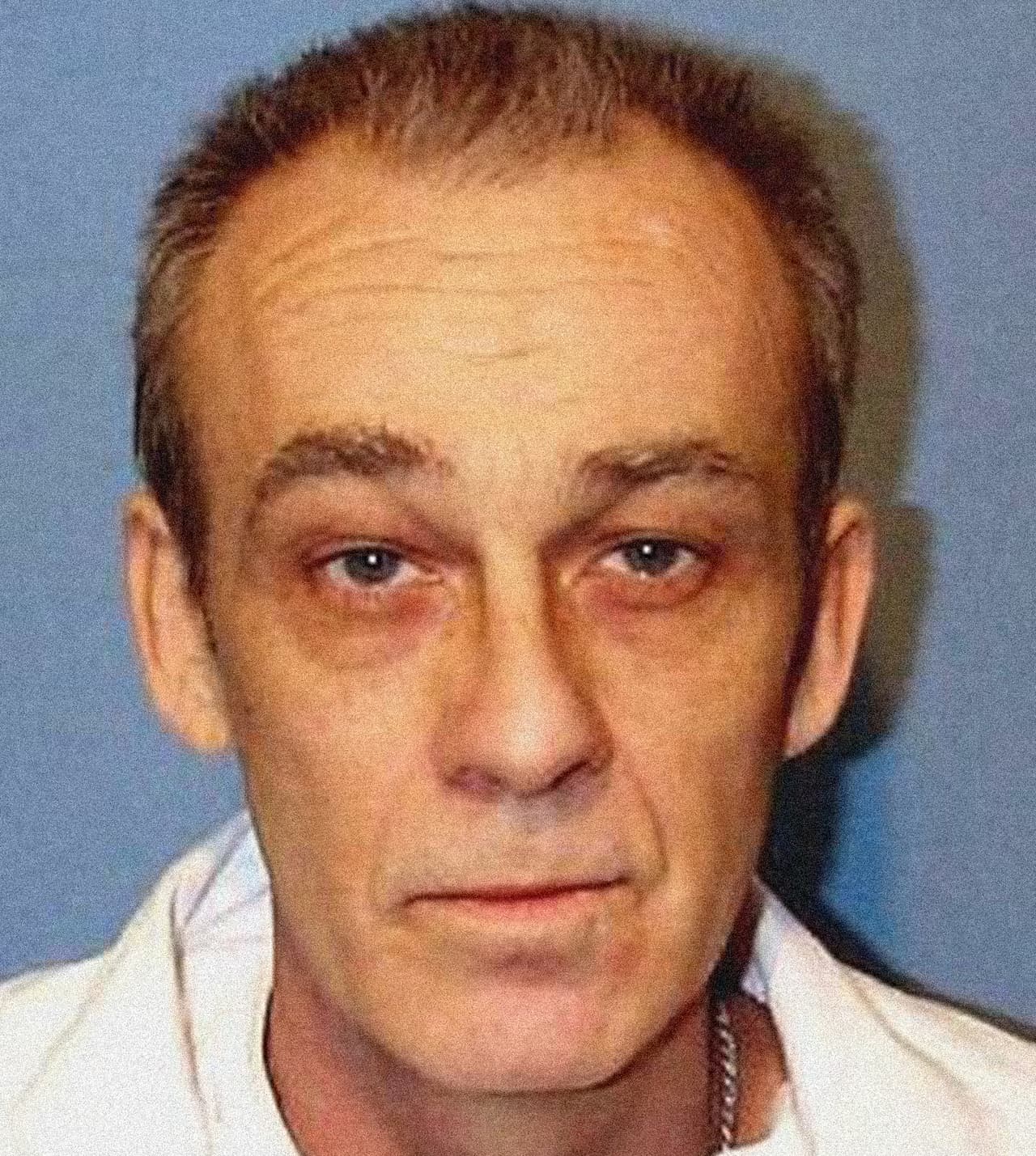 <b>Daniel Lee Siebert.</b> Mientras esperaba un juicio en relación a cuatro asesinatos en Alabama, admitió haber cometido 13 asesinatos, en varios lugares de los Estados Unidos, de los que no era sospechoso. Murió de cáncer en la prisión en 2008.