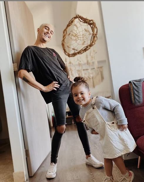 Natalia desconoce si Mayer Mori solo le ayudará con los gastos de la escuela o si le dará más dinero para su hija.