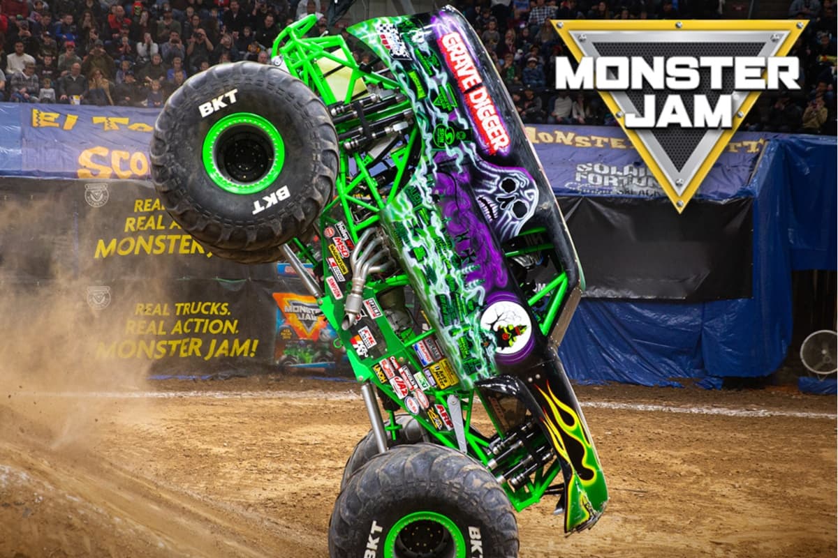 El show de Monster Jam tardó 20 años para regresar a Bakersfield, pero la espera valió la pena con tan sólo ver estos vehículos modificados.