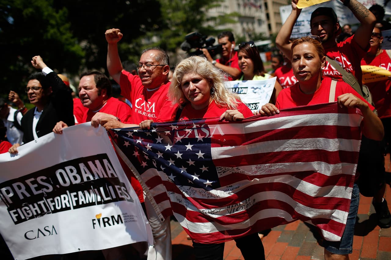 Indocumentados piden al gobierno de Obama que detenga las deportaciones.