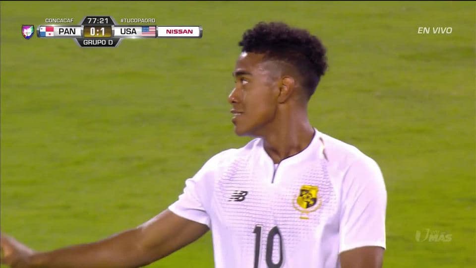 Tiro desviado de Édgar Bárcenas