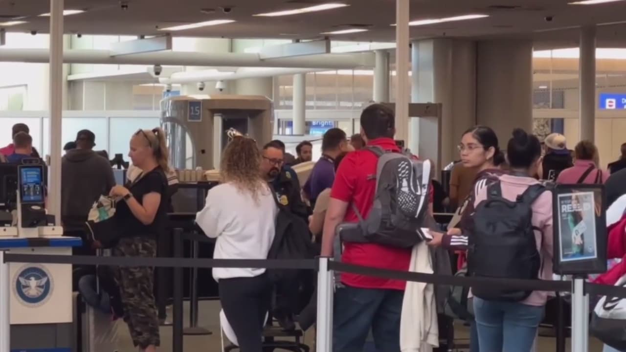 Pese al fin del cierre de gobierno, aeropuertos de Orlando y Tampa mantienen reducción de vuelos