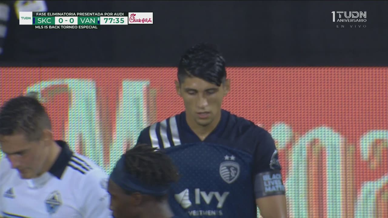 ¡Se le niega a Pulido! Alan desperdicia dos jugadas claras frente al arco del Whitecaps