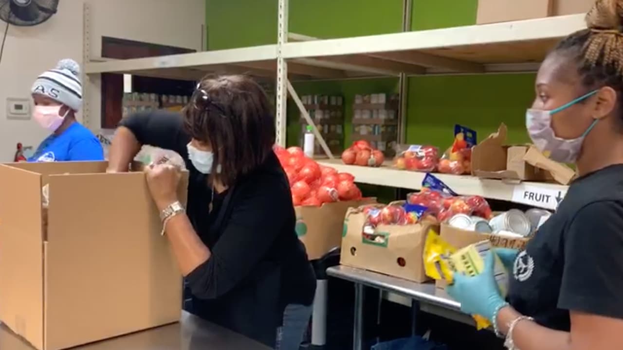 Los donativos serán distribuidos en varios centros donde se sirven comidas a residentes del área.