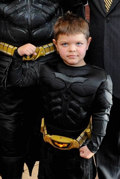 El niño no sabía nada de lo que iba a suceder y se preparó una escena donde se le pedía ayuda al menor para que rescatara la ciudad de los villanos.