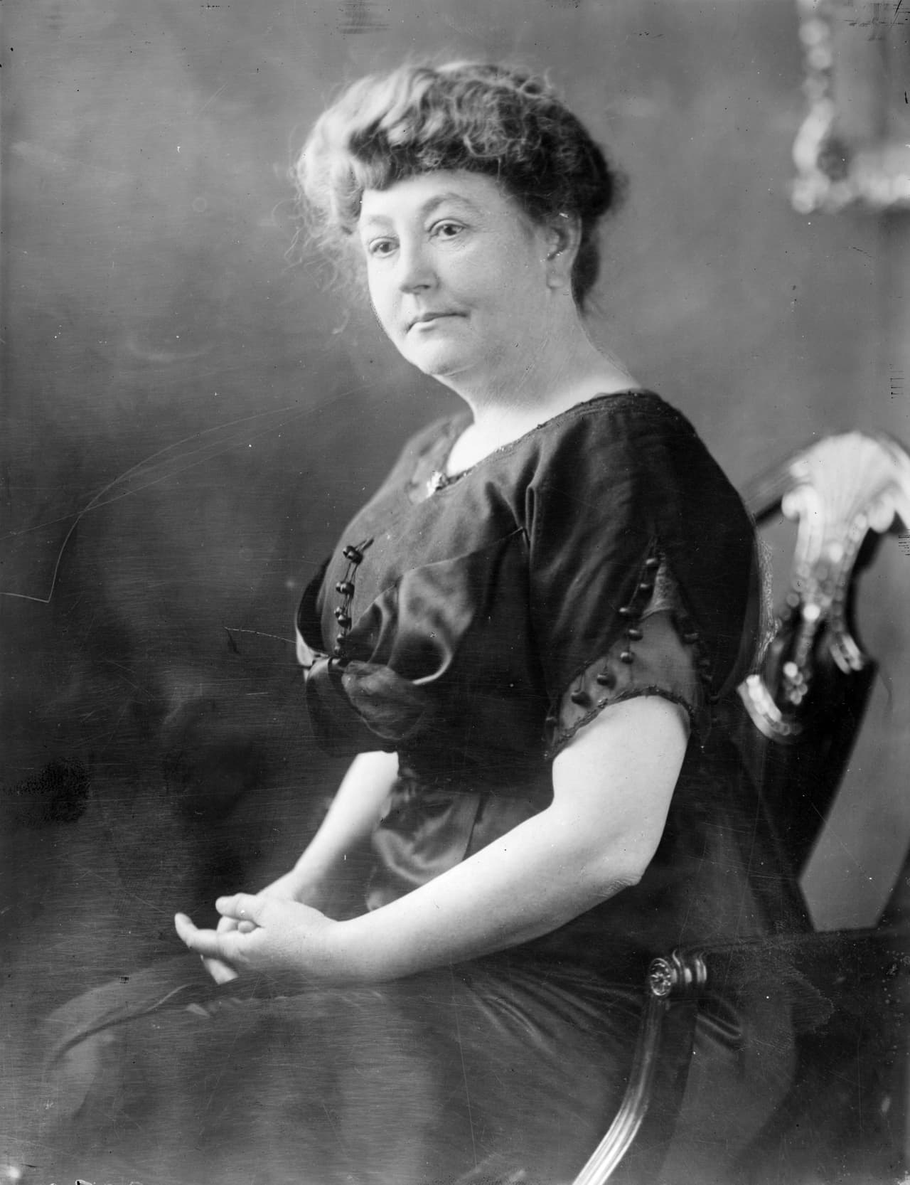 Otra muerta famosa fue la de 
<b>Ellen Louise Wilson</b>. La esposa del presidente 
<b>Woodrow Wilson</b> murió en la Casa Blanca el 6 de agosto de 1914 debido a las complicaciones de la enfermedad de Bright.