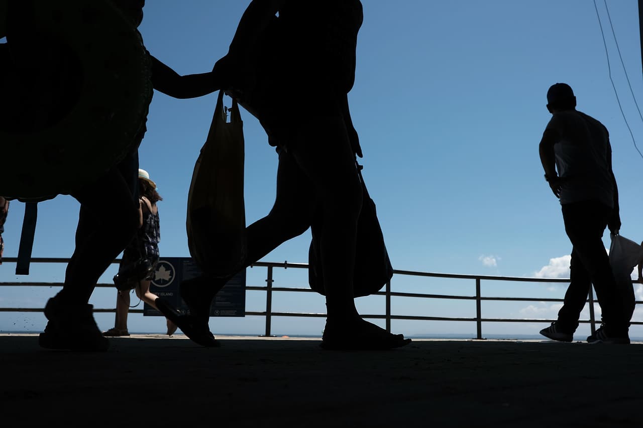 Se prevé que el clima cambie a partir de este viernes, con fuertes lluvias y posibilidades de inundaciones repentinas.