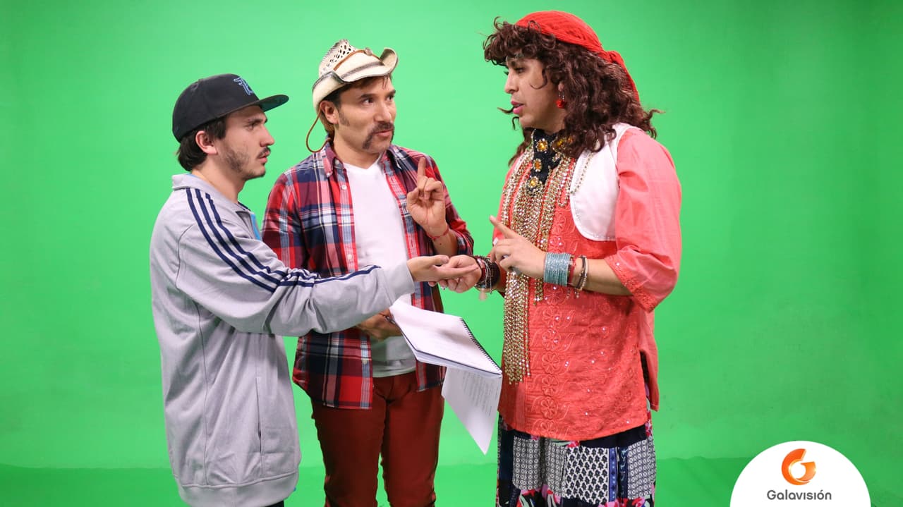 Los Cousins ensayando con la adivina.