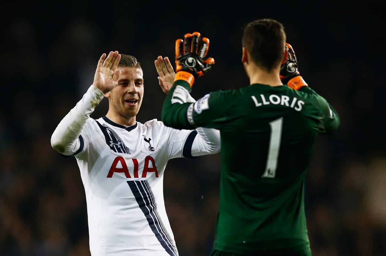 Tottenham subió al quinto puesto y hundió un poco más al Aston Villa
