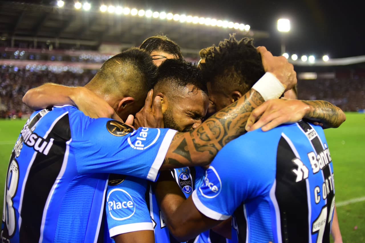 Gremio logró su boleto para el torneo tras vencer al Lanús 3-1 en la final de la Copa Libertadores.