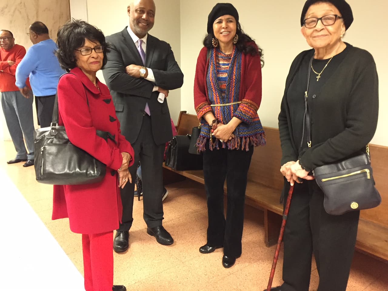 La familia paterna de Christopher, de 8 años, celebra que pronto estará con ellos para las festividades decembrinas.