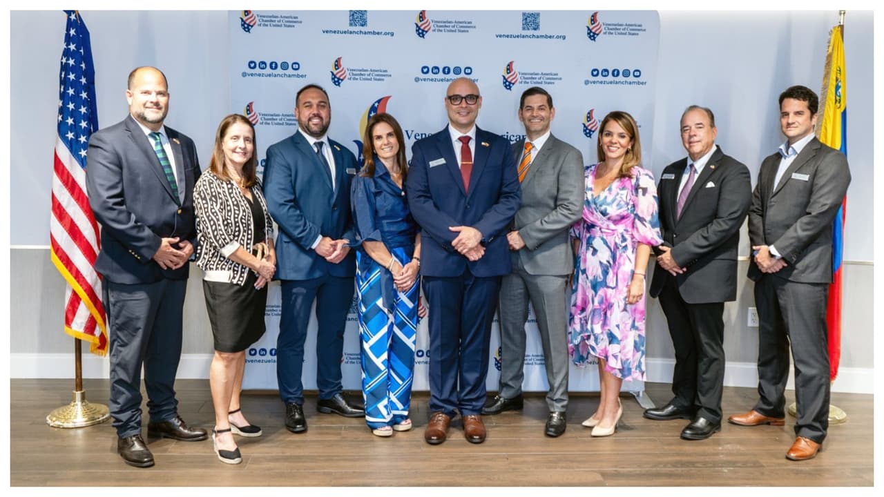 Asume nueva junta directiva de la Cámara de Comercio Venezolana Americana