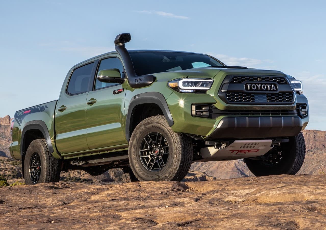 <h3 class="cms-H3-H3"><b>1er. lugar en el segmento de las pickups medianas</b></h3>
<br>
<br>
<u><b>Toyota Tacoma</b></u>
<br>
<br>
<b>Puntaje general: </b>8.2 de 10
<br>
<b>Valor retenido tras 5 años de uso:</b> 46.1%