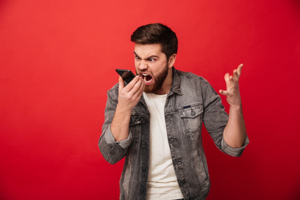 <b>La Rata en el Mes del Mono </b>(Los nacidos en 1936, 1948, 1960, 1972, 1984, 1996, 2008)
<br>Estás algo agresivo, a la defensiva, pensando que quienes te rodean están tratando de perjudicarte. Elimina de tu cabeza esas ideas, recuerda que la vida te devuelve lo que le proyectas así que pon de tu parte para que tus energías sean positivas y verás, como al hacerlo, aún las cosas más difíciles encuentran solución, salida, arreglo.
<br>