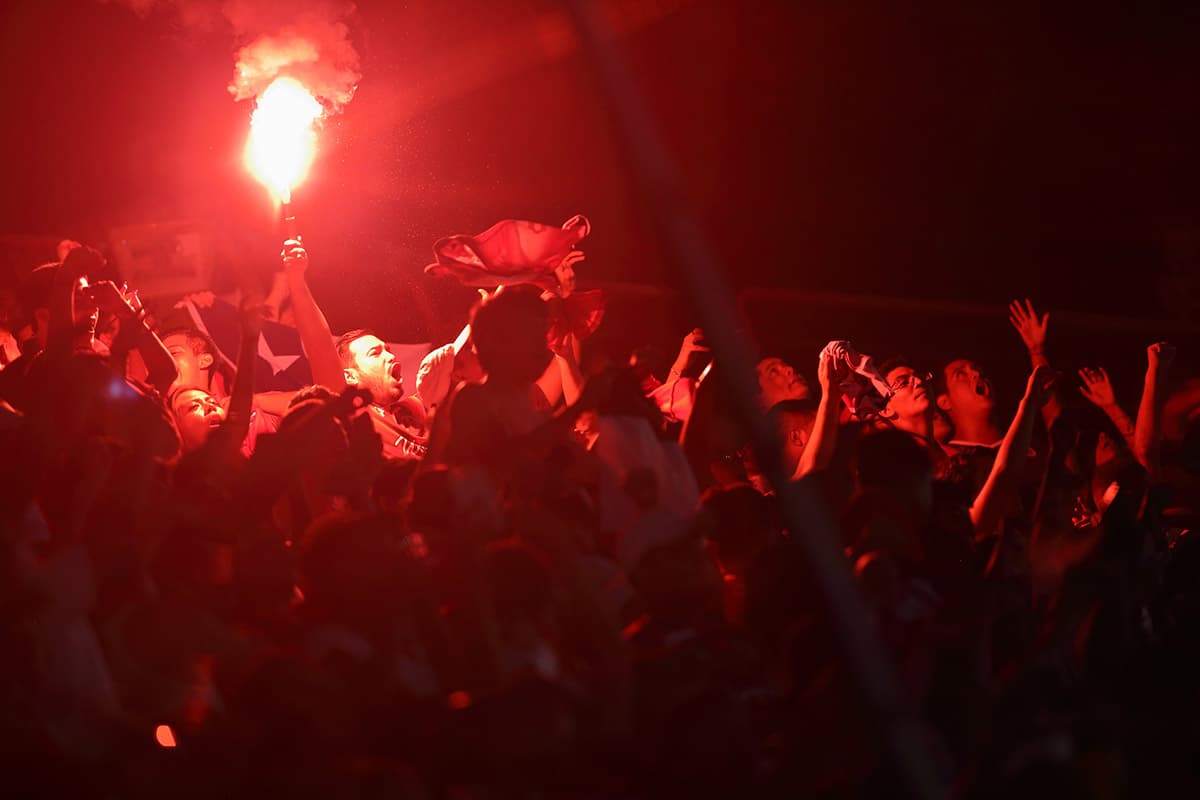 Los fanáticos de Veracruz animaron hasta el fin a su equipo con la ilusión de llegar al empate en un segundo tiempo con varias opciones de gol.