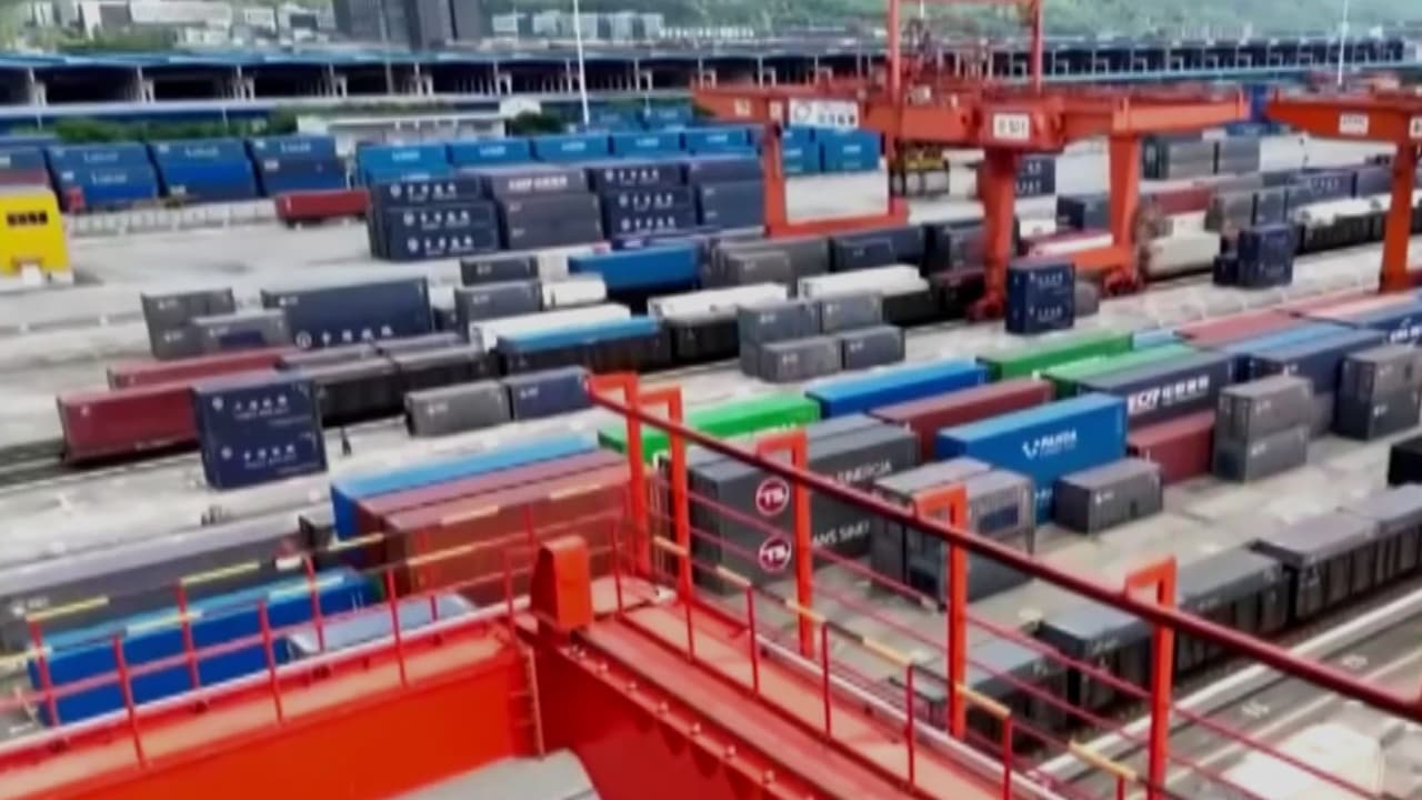 Ataques contra Irán encienden amenaza en crisis petrolera global