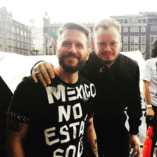 Este dueto concluyó su participación en 'Estamos Unidos Mexicanos' interpretando el tema 'Que lloro'. Por su parte, Leonel García se dijo orgulloso de ser mexicano e incitó al público a continuar donando para reconstruir México.