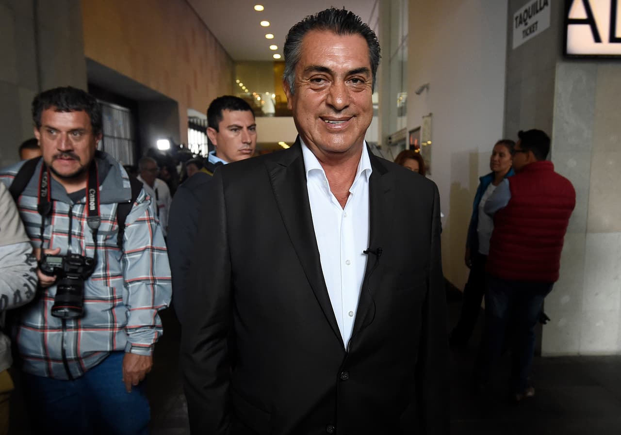 Ha sido el único de los candidatos que 
<b>no ha utilizado la motocicleta</b> para movilizarse durante un día de campaña.