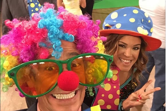 '#Buenosdías feliz día del Circo, te esperamos en @despiertaamericatv', compartió Johnny. (Mayo 19, 2015)