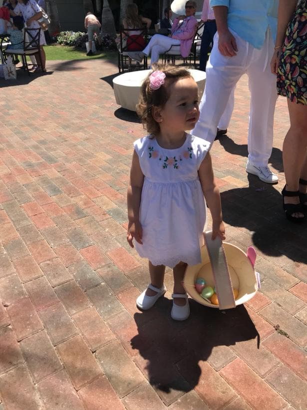 Así luce Alana actualmente, esta foto es del pasado festejo de Pascua.