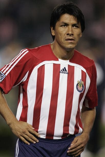 El "Emperador" Claudio Suárez, mundialista con México en el '94 y '98, jugó para el ahora extinto Chivas USA del 2002 al 2006.