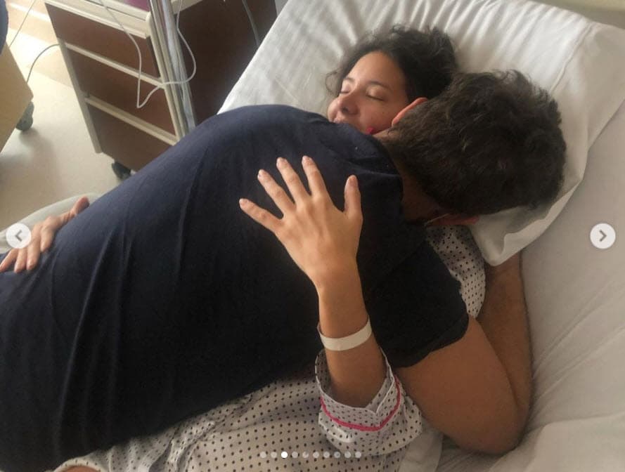 Aunque no mencionó a su ahora ex, sí le dio un lugar especial a otro de sus pilares: su hermano Ricky Álvarez, quien es conocido por su participación en la versión colombiana del reality 'Guerreros'.
<br>