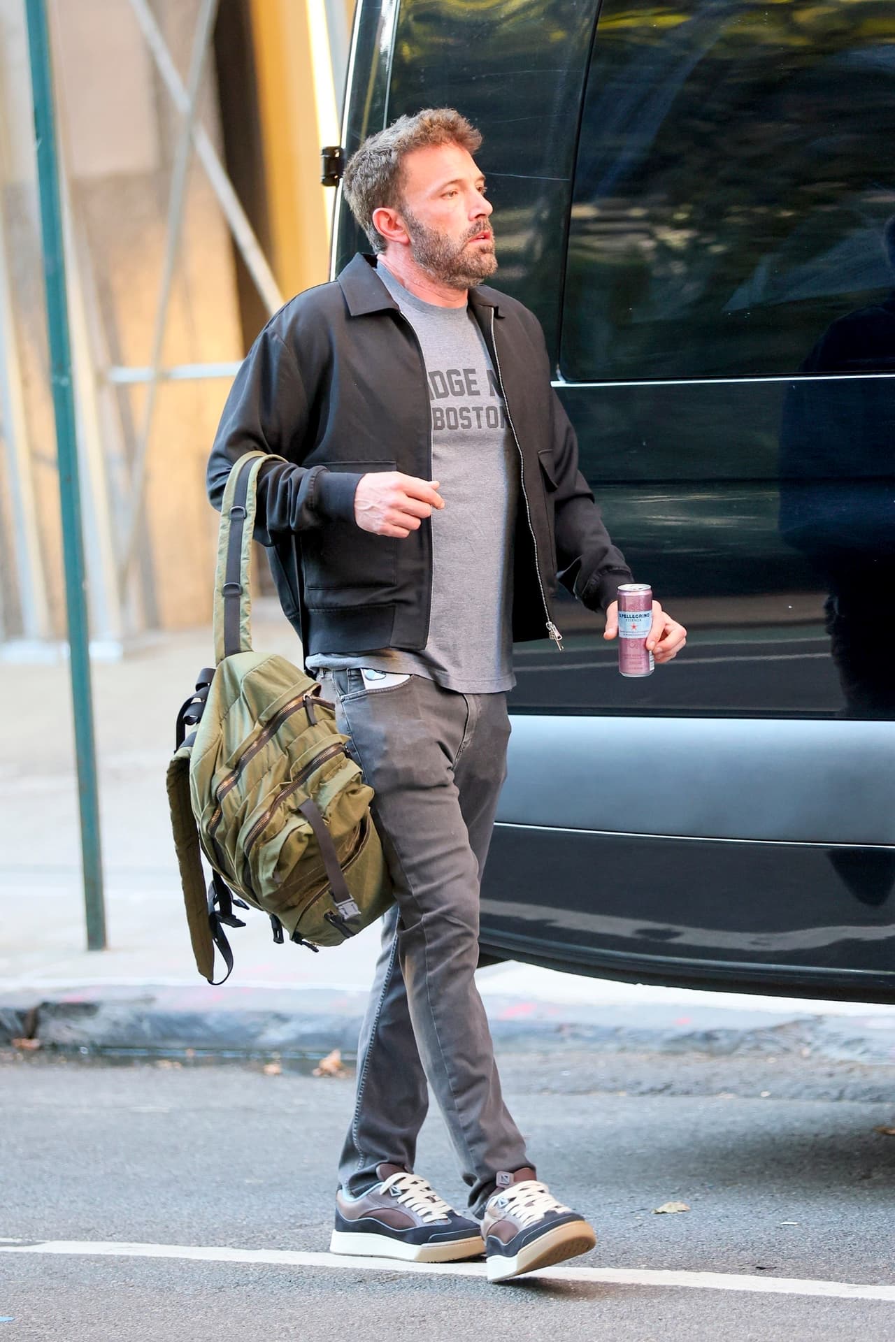 La boda nunca se llevó a cabo y ellos culminaron la relación en 2004. 
<br>