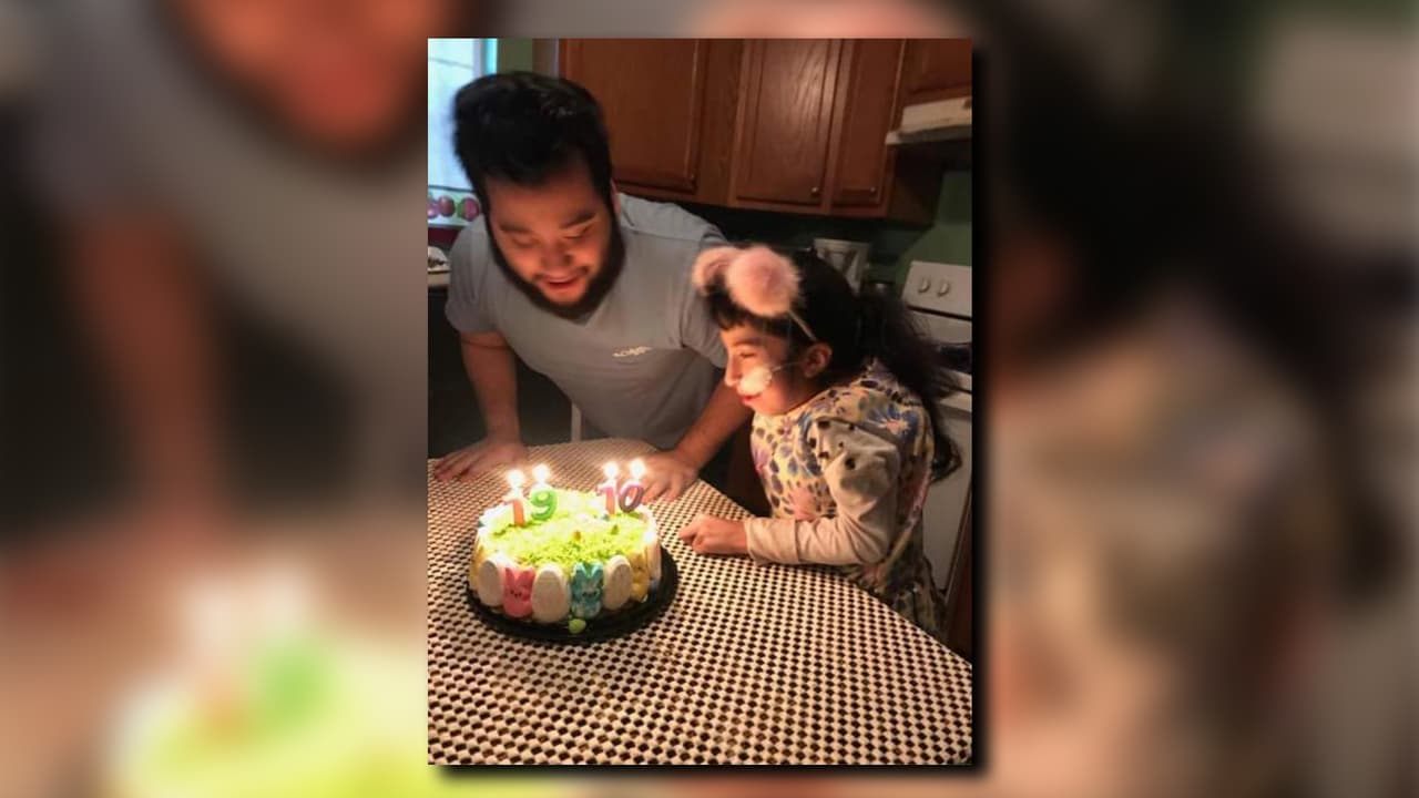 La familia Ávila espera mudarse para Pensilvania, estado donde pueden recibir el tratamiento que necesita Jasmine.