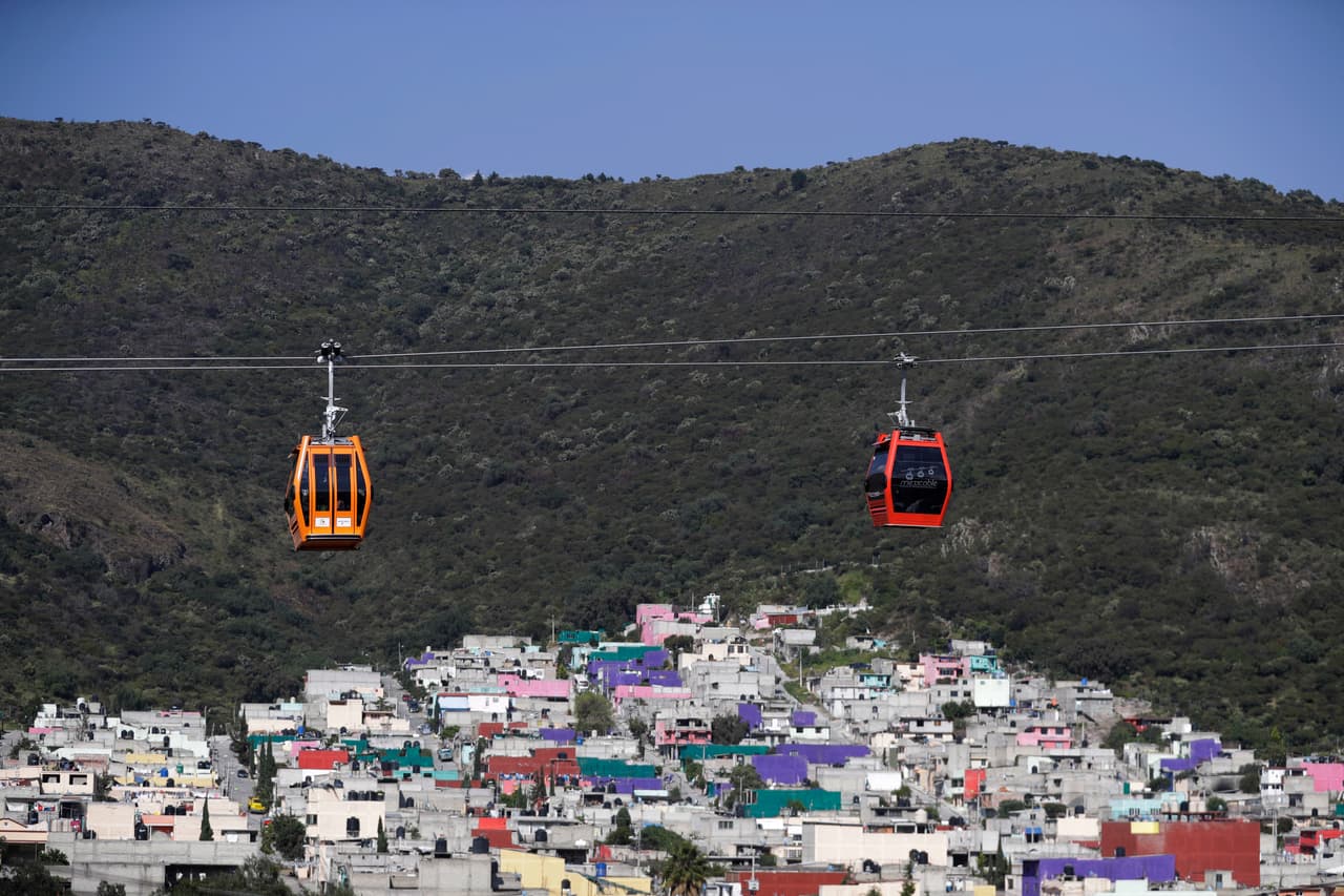 <b>Mejor repensar el viaje.</b> El gobierno de Estados Unidos colocó a otros 11 estados mexicanos en un nivel 3 de alerta, que pide reconsiderar el viaje. Entre esos se encuentra el Estado de México. La alerta señala que tanto el crimen violento como el no violento prevalecen en este lugar. Las estadísticas del gobierno mexicano indican que los incidentes criminales en el Estado de México ocurren a una tasa significativamente más alta que en gran parte del resto de México.