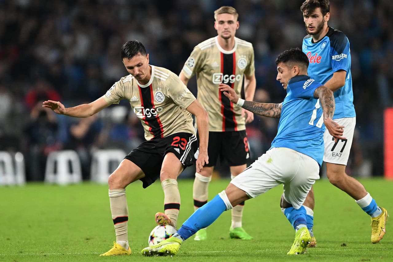 El Ajax de Edson no estuvo ni cerca de 'vengarse' del Ajax mientras que el Brujas logra la hazaña de clasificarse ante el Atlético de Madrid