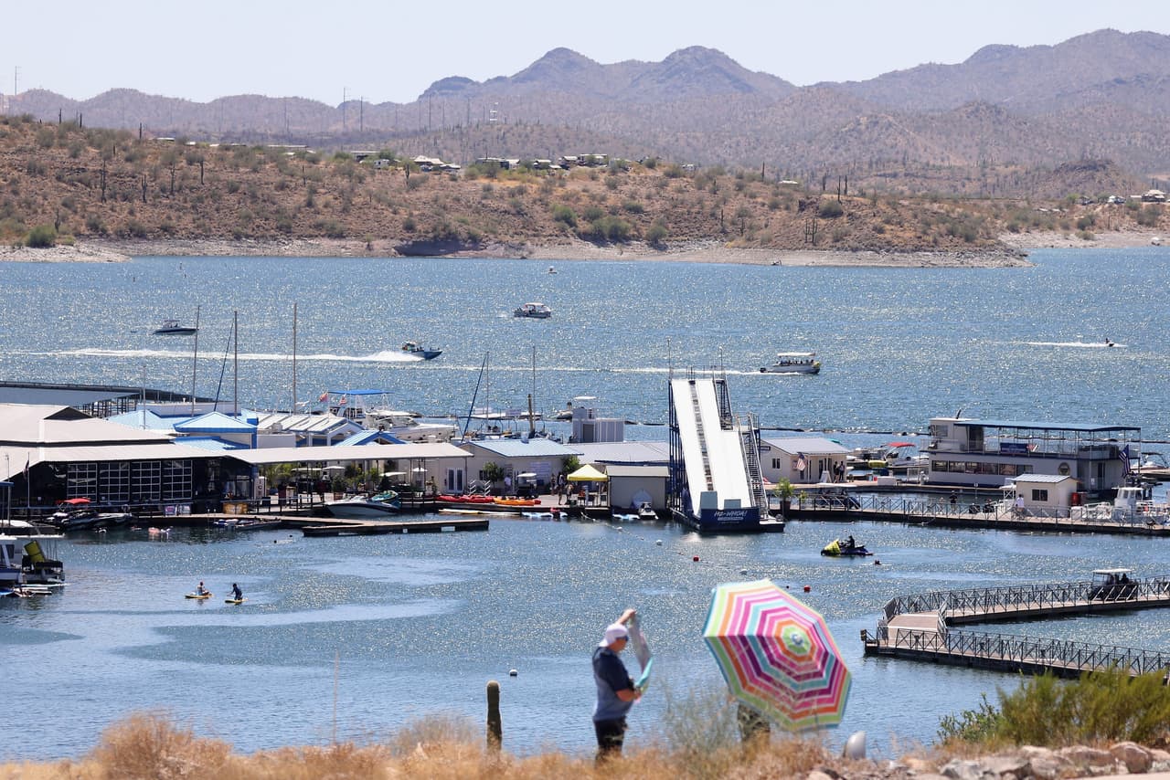 Se sumergió y no salió a flote: intensa búsqueda este fin de semana en Lake Pleasant