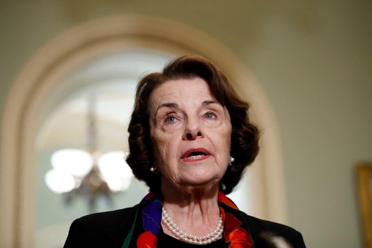 La senadora Dianne Feinstein, la principal demócrata en el comité, dijo que la violencia sexual es un problema serio en Estados Unidos "y uno que casi no se ve". Agradeció a Ford por haberse presentado y se refirió al movimiento #MeToo.