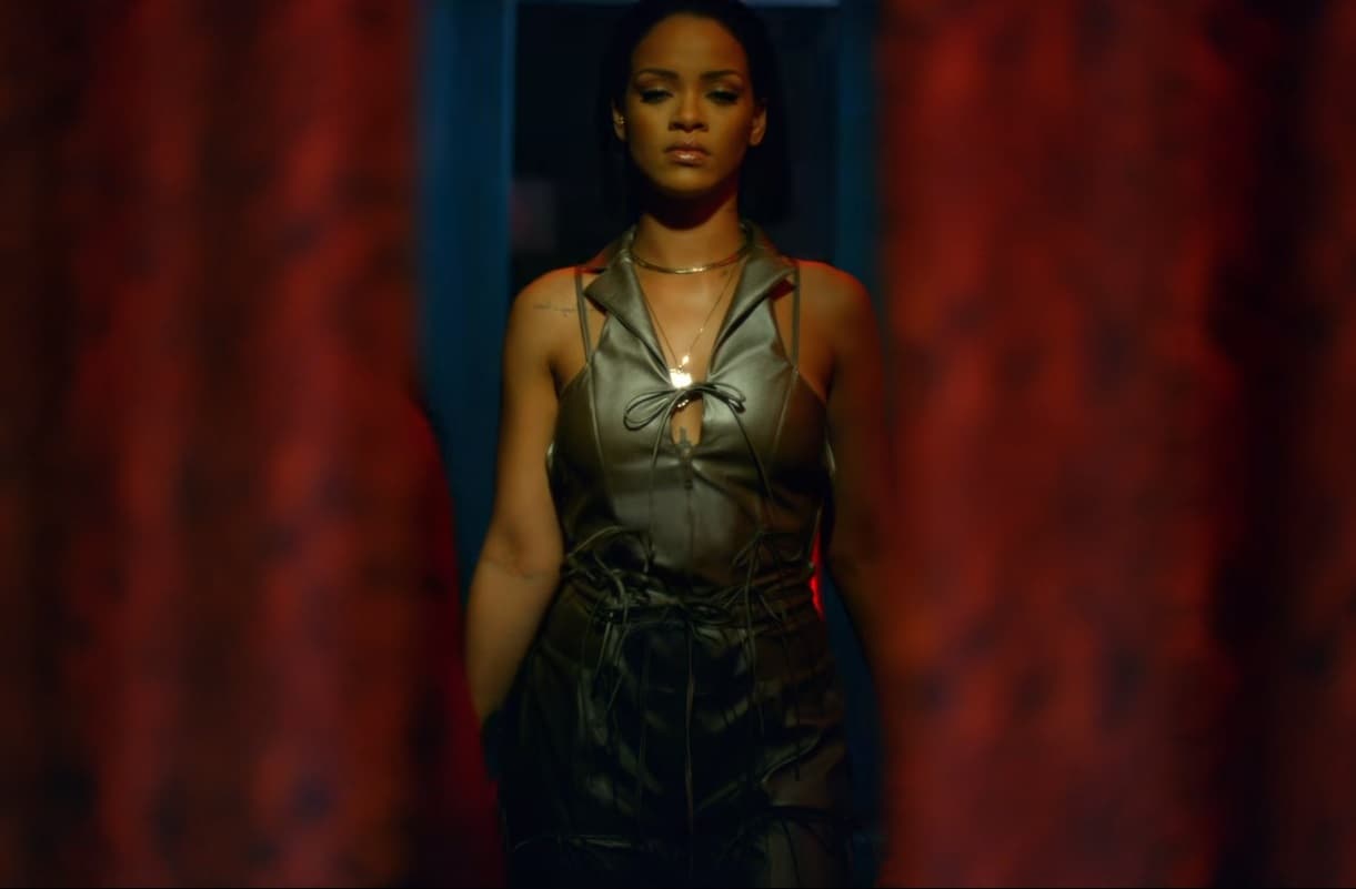 Camina decidida a cobrar venganza.