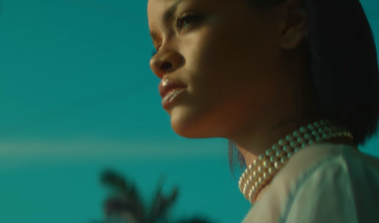 Rihanna ha escandalizado con este clip pero ella disfruta estar en medio de toda la atención.