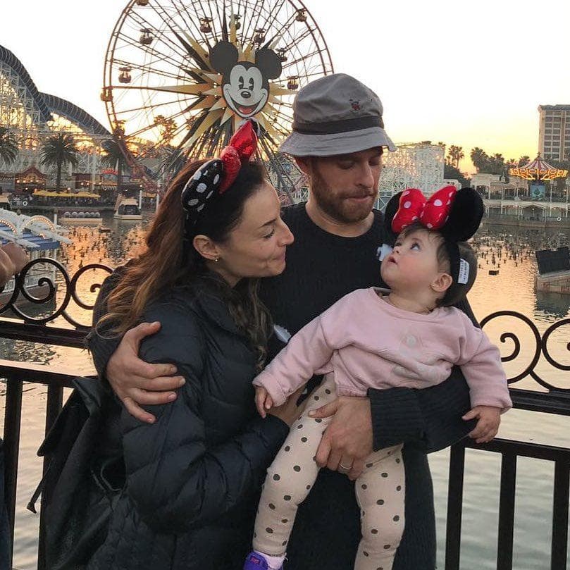 Las dudas acerca de su supuesta separación crecían cada vez más porque los actores ya no aparecían juntos en las fotografías de sus redes socales. Esta es la última imagen que Marimar Vega compartió al lado de su ahora exesposo, en diciembre de 2017.