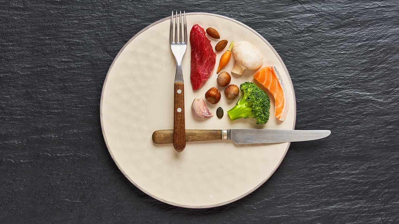 ¿Funciona la dieta del ayuno intermitente? Expertos responden a los resultados que arroja un estudio