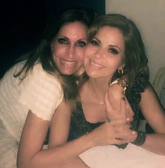 Lili Estefan jamás se olvida de un cumpleaños y Gloria Trevi lo sabe muy bien.