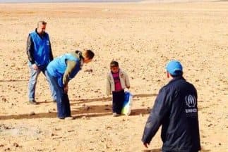 El pequeño Marwan cruzaba solo el desierto para huir de Siria