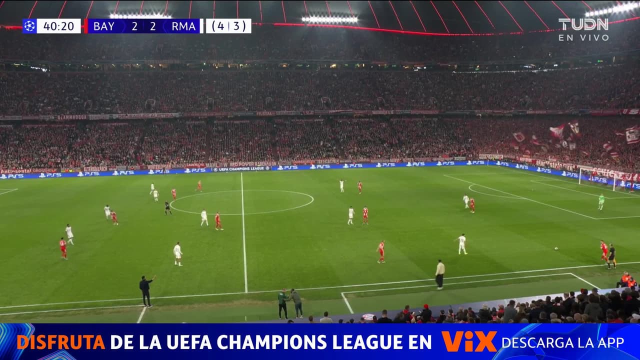 ¡Travesañoooooooo! El poste le niega el gol a Vinicius Jr