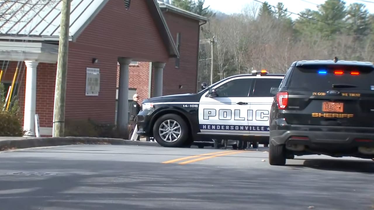 Estudiante dispara en su escuela y deja una niña de 12 años herida en Hendersonville