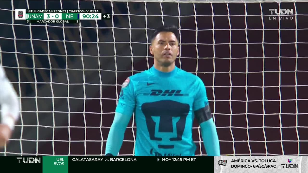 ¡TIRO ATAJADO! disparo por Omar González.