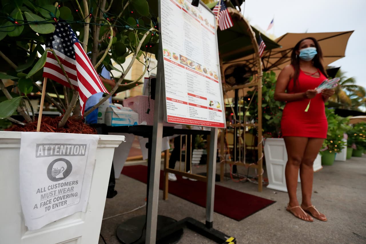 Los propietarios deben vivir en el condado Miami-Dade, tener un puntaje de crédito mayor a 575 y no tener quiebras o ejecuciones hipotecarias en los últimos tres años.