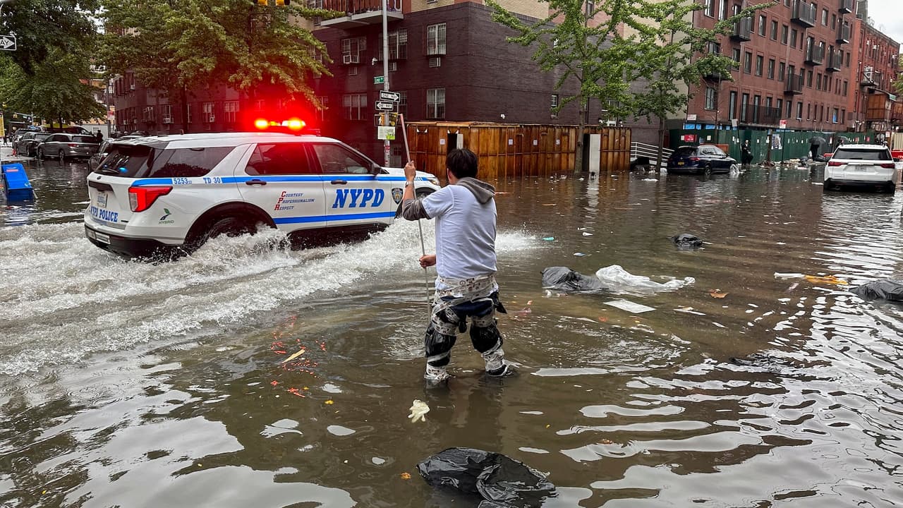 Nueva York activa plan de emergencia por riesgo de inundaciones repentinas