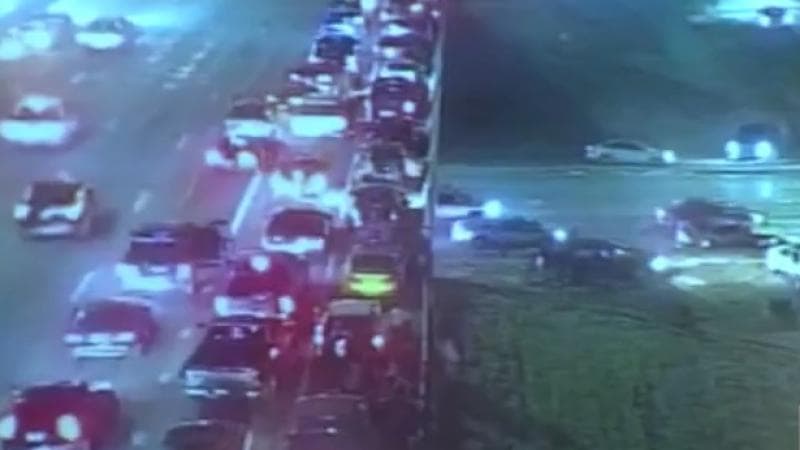 Cierran carretera 90 por carreras clandestinas