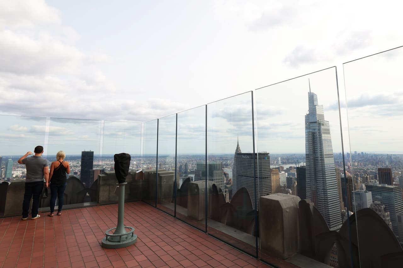 El lunes se celebró una ceremonia de corte de cinta en Manhattan para inaugurar One Vanderbilt, el rascacielos más nuevo de la ciudad de Nueva York.